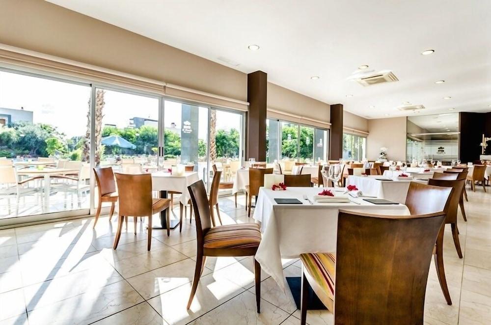 El Plantio Golf Resort Alicante Bagian luar foto